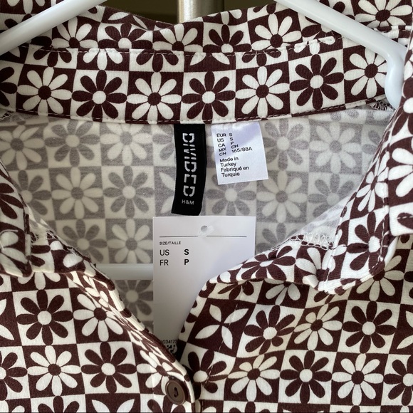 H&M Retro Floral 70s Button Down Crop Top, Size Small - Picture 4 of 4